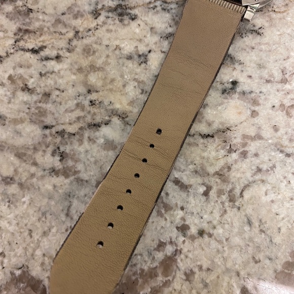 Burberry Smoke Check Watch - Picture 2 of 11